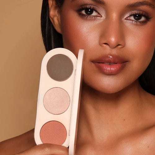 PALETA ALL IN ONE MEDIUM/DEEP - FARMASI - Adrissa Beauty - Maquillaje