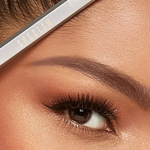 LAPIZ DE CEJAS DOBLE PUNTA DARK BROWN - SHEGLAM - Adrissa Beauty -