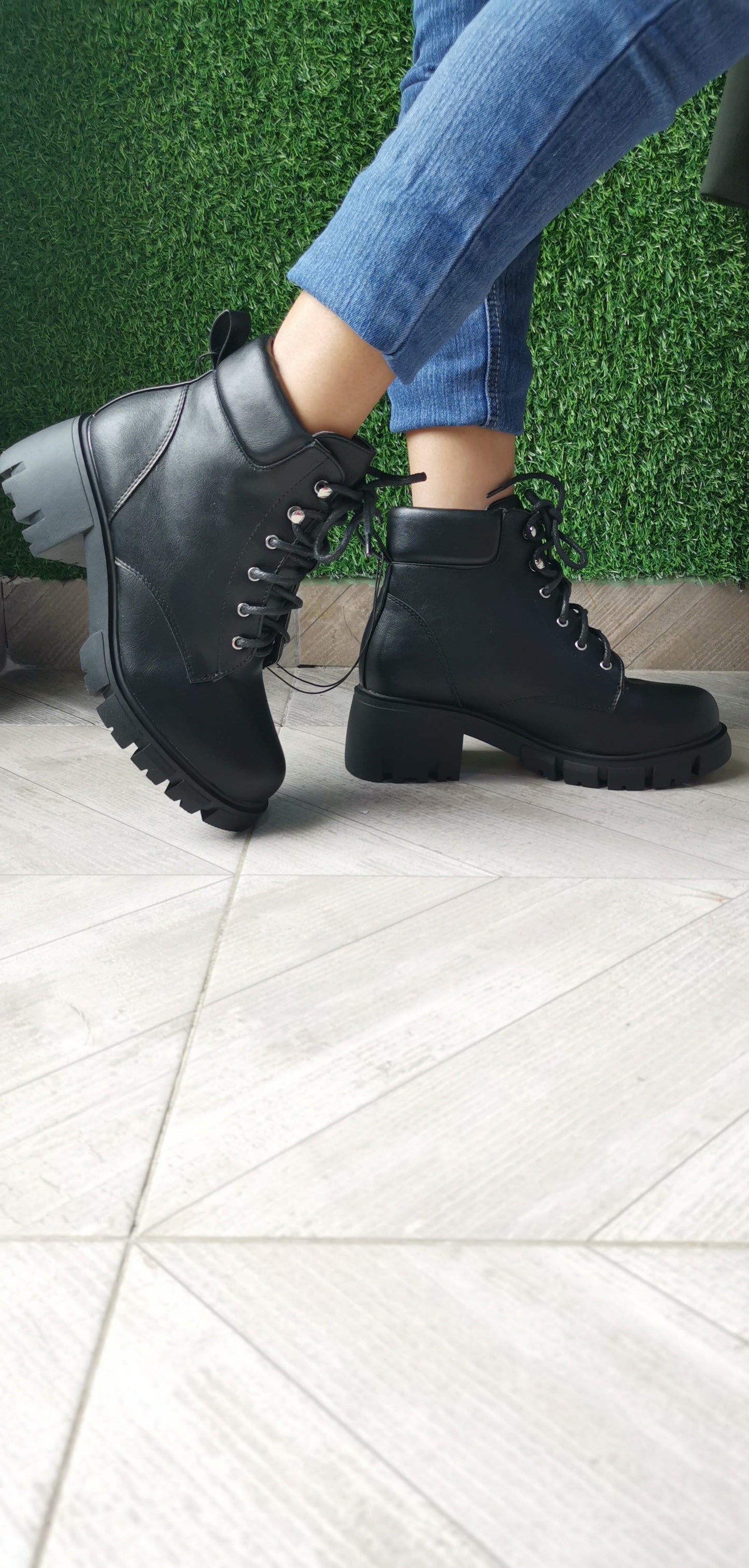 BOTAS ALTAS NEGRAS TALLA 7 - Adrissa Beauty - Adrissa Beauty - Calzado