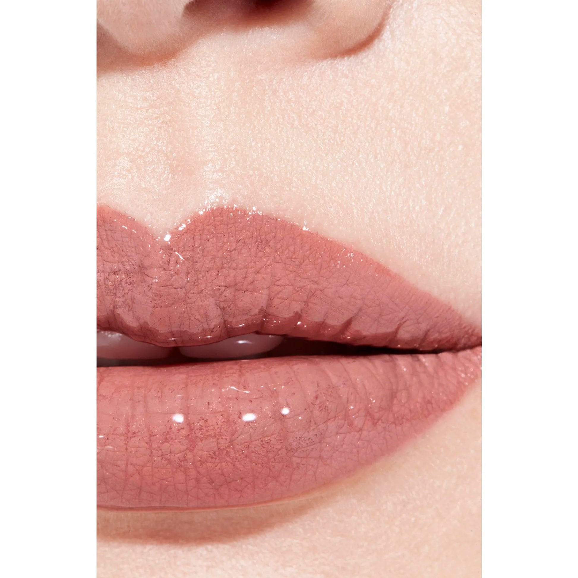 LABIAL LE ROUGE DUO ULTRA TENUE 186 PINK NUDE - CHANEL - Adrissa Beauty - Maquillaje
