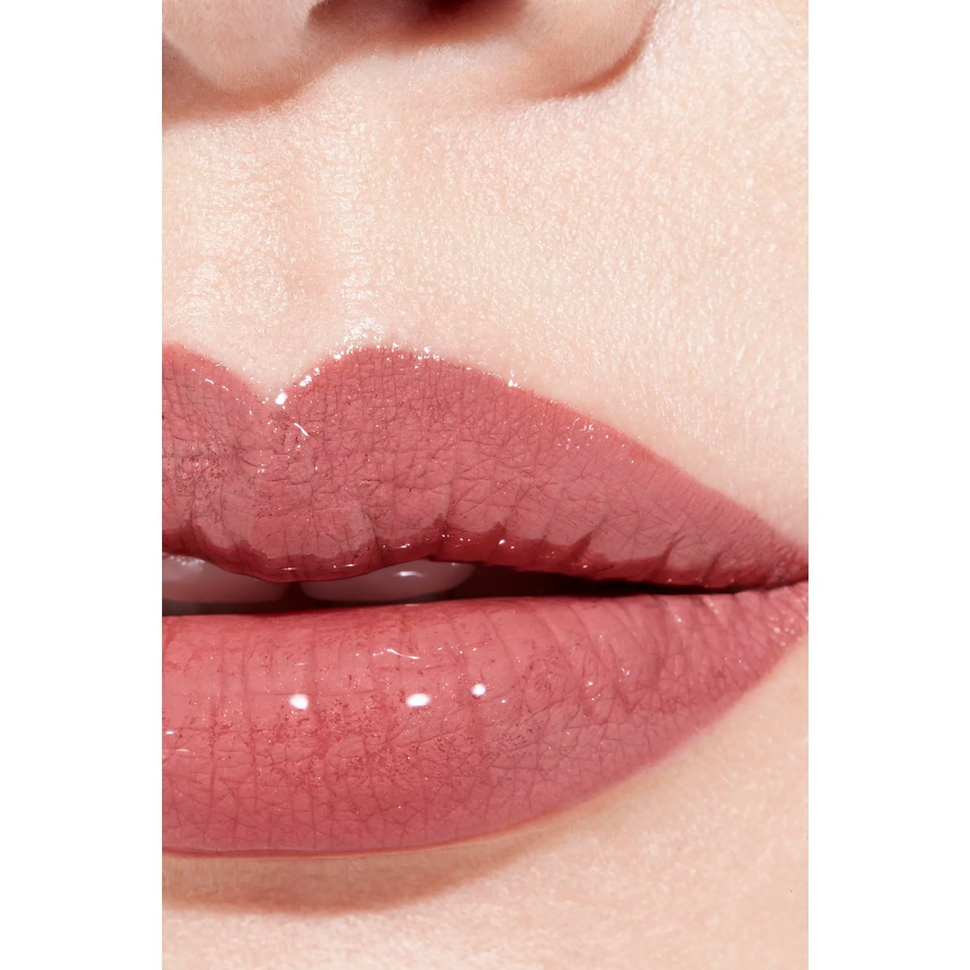 LABIAL LE ROUGE DUO ULTRA TENUE 40 LIGHT ROSE - CHANEL - Adrissa Beauty - Maquillaje
