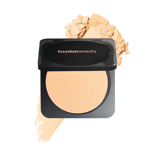 POLVO COMPACTO BANANA BREAD 8.5GR - HUDA BEAUTY - Adrissa Beauty - Maquillaje