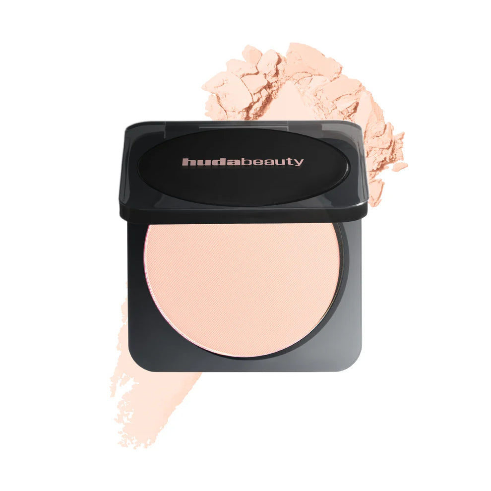 POLVO COMPACTO PEACH CUPCAKE 8.5GR - HUDA BEAUTY - Adrissa Beauty - Maquillaje