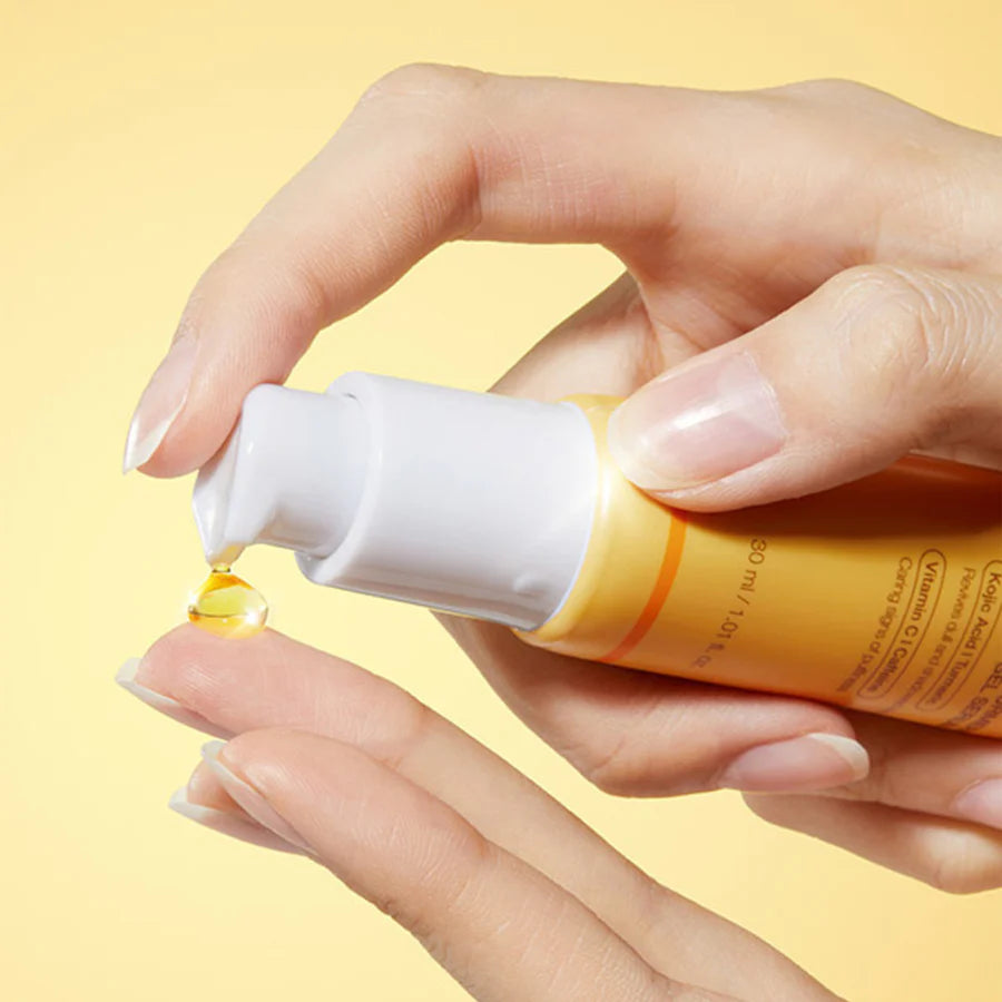 CONTORNO OJOS KOJIC ACID TURMERIC VITA GEL SERUM 30ML - MEDICUBE - Adrissa Beauty - Cuidado de la piel