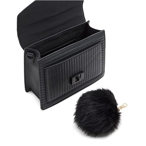 CARTERA NEGRA CON POM PON JERILINI - ALDO - Adrissa Beauty - 